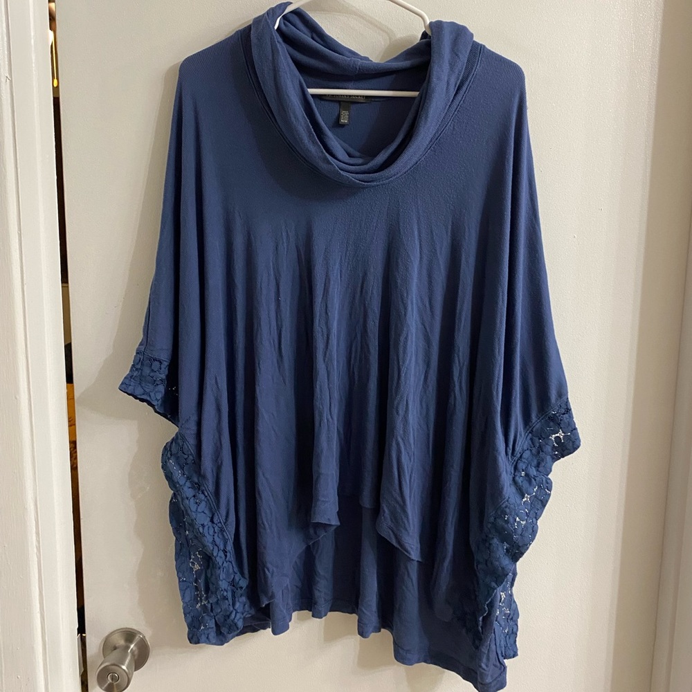 Victorias Secret navy mock neck poncho/shawl size medium